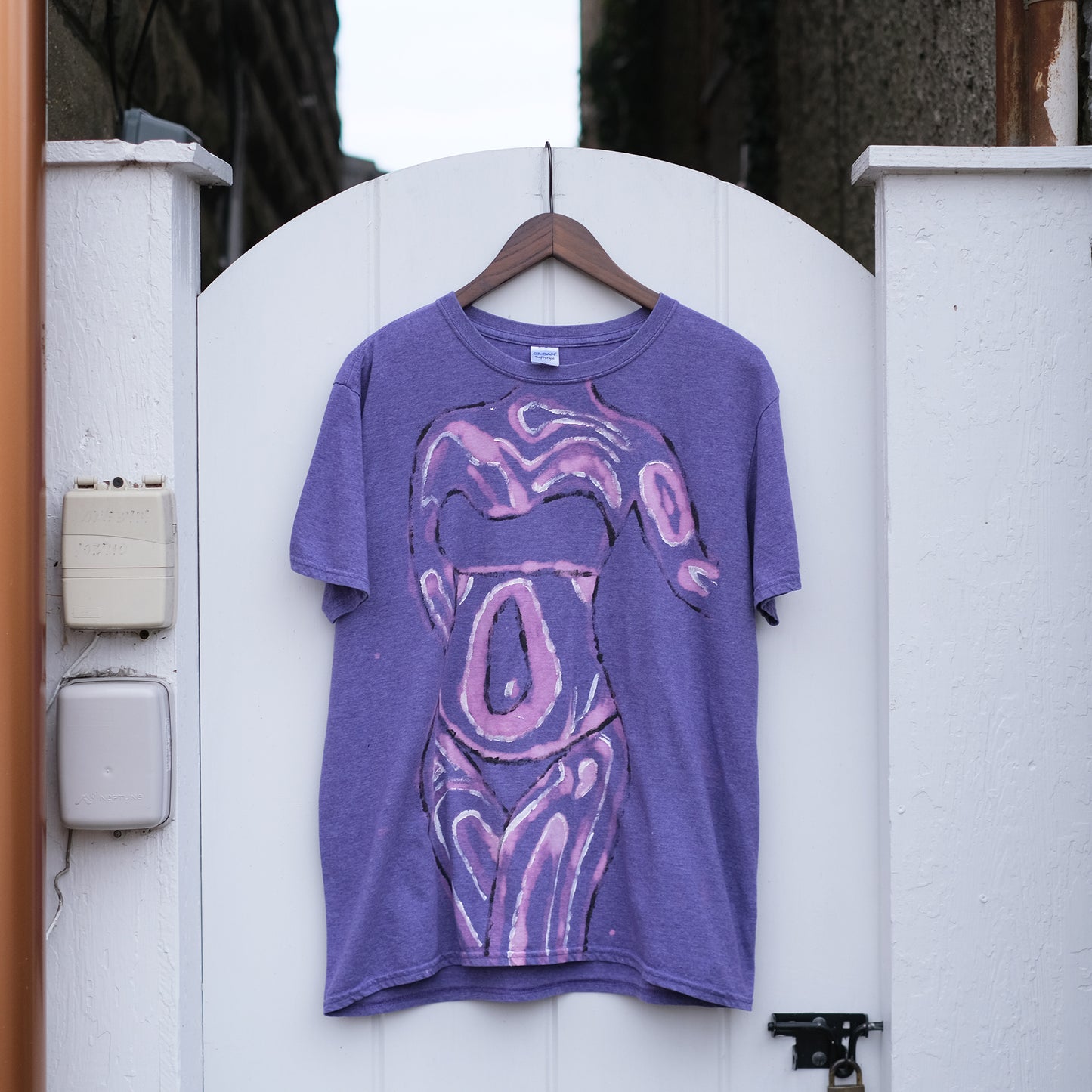 hand drawn beach babe t-shirt - purple L