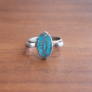 Crushed Turquoise Scalloped Ring