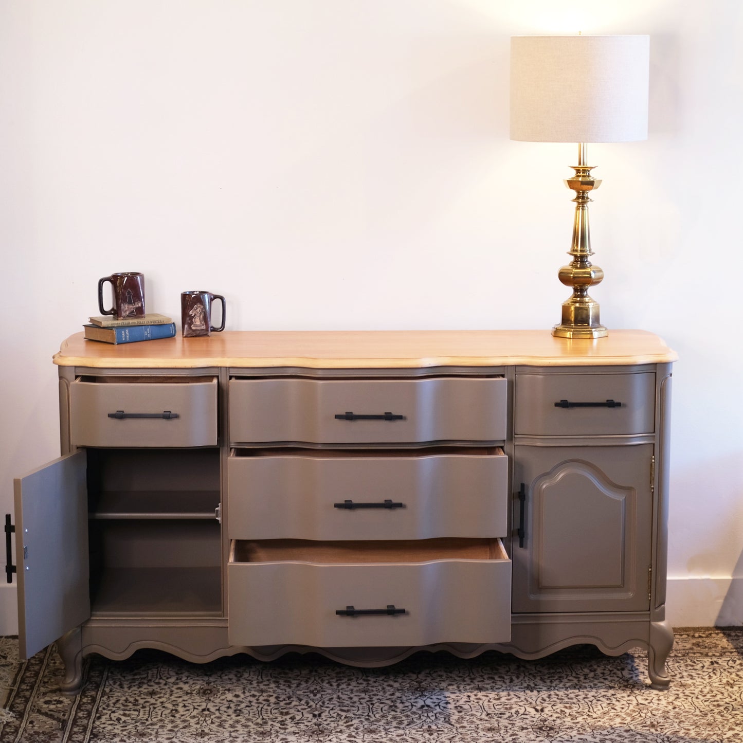 Leatherwood Bassett Server