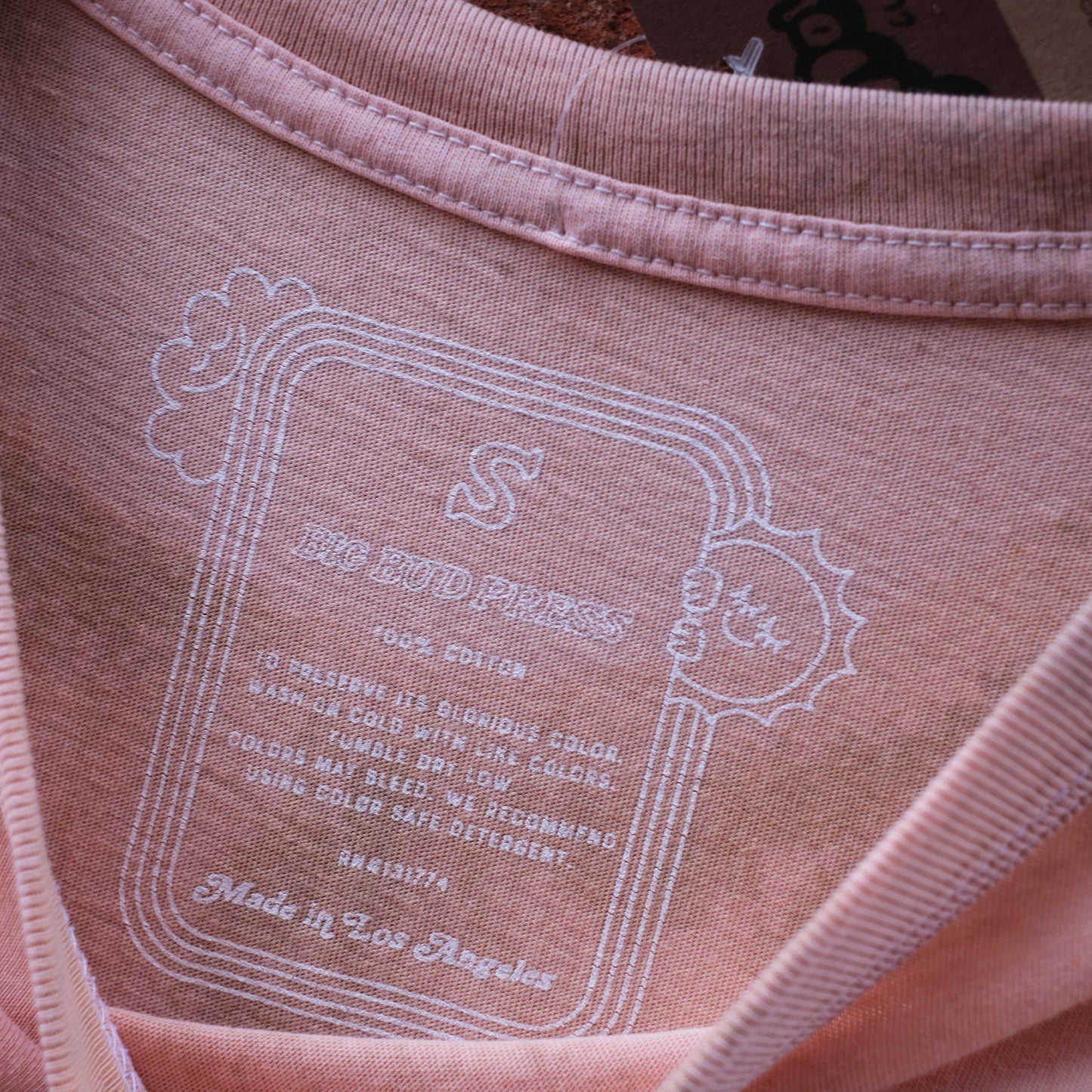 Mad Posse Peach T-shirt