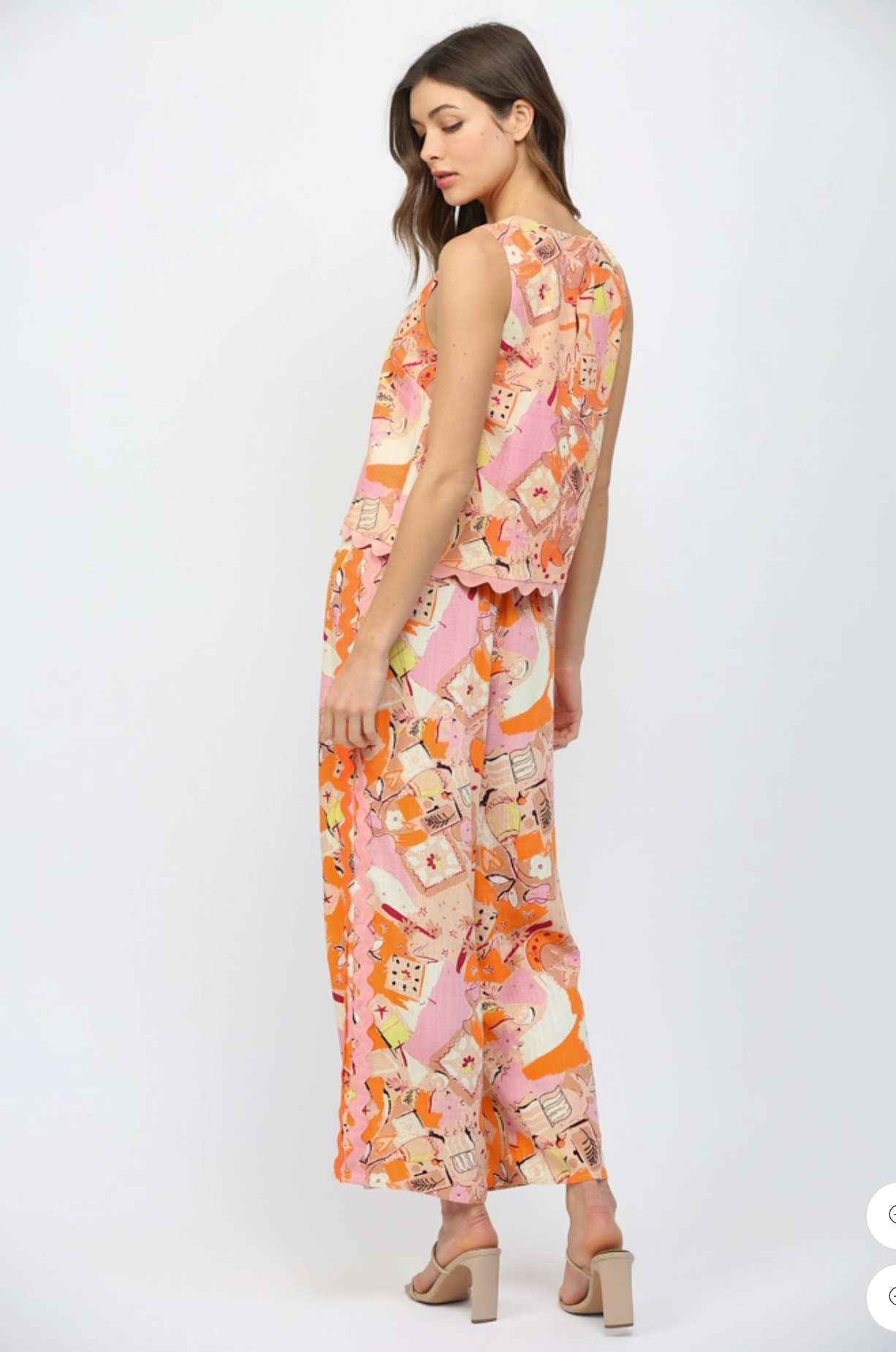 Ric-Rac Trimmed Abstract Print Pants