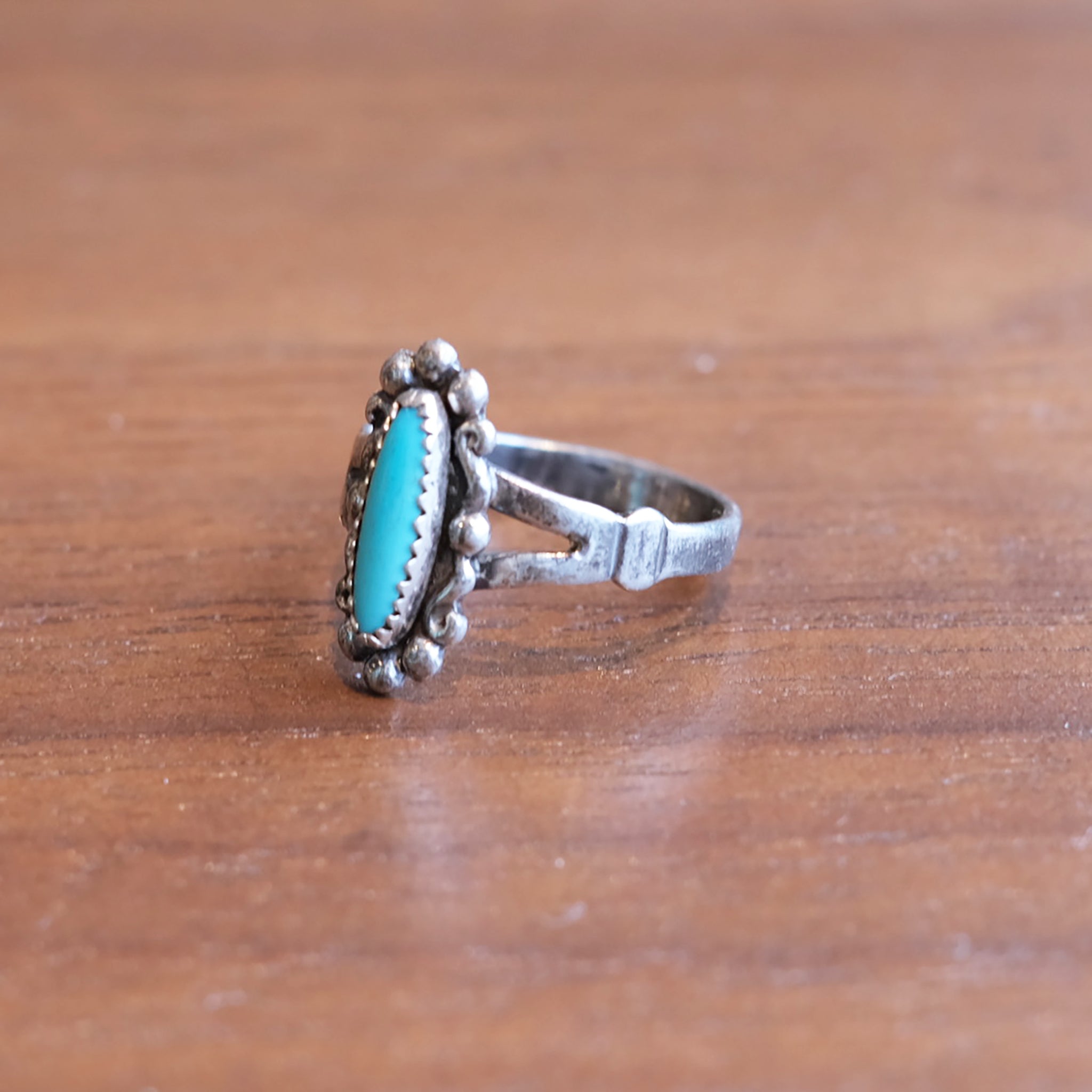 Small Turquoise Oblong Ring Scallop Setting