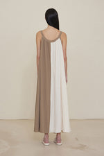 Load image into Gallery viewer, Two Tone Maxi Dress

