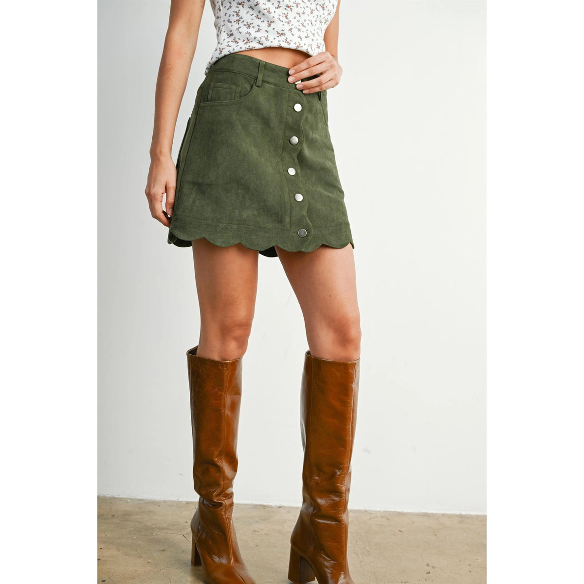 Scallop Trim Button-Front Mini Skirt