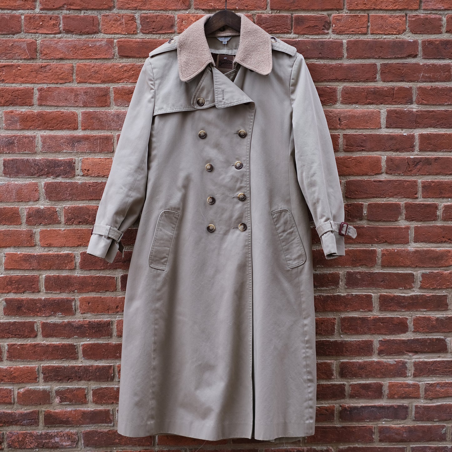 Vintage Trench Coat w/ Lining