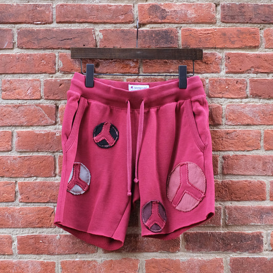 peace sign patch sweat shorts - cranberry S