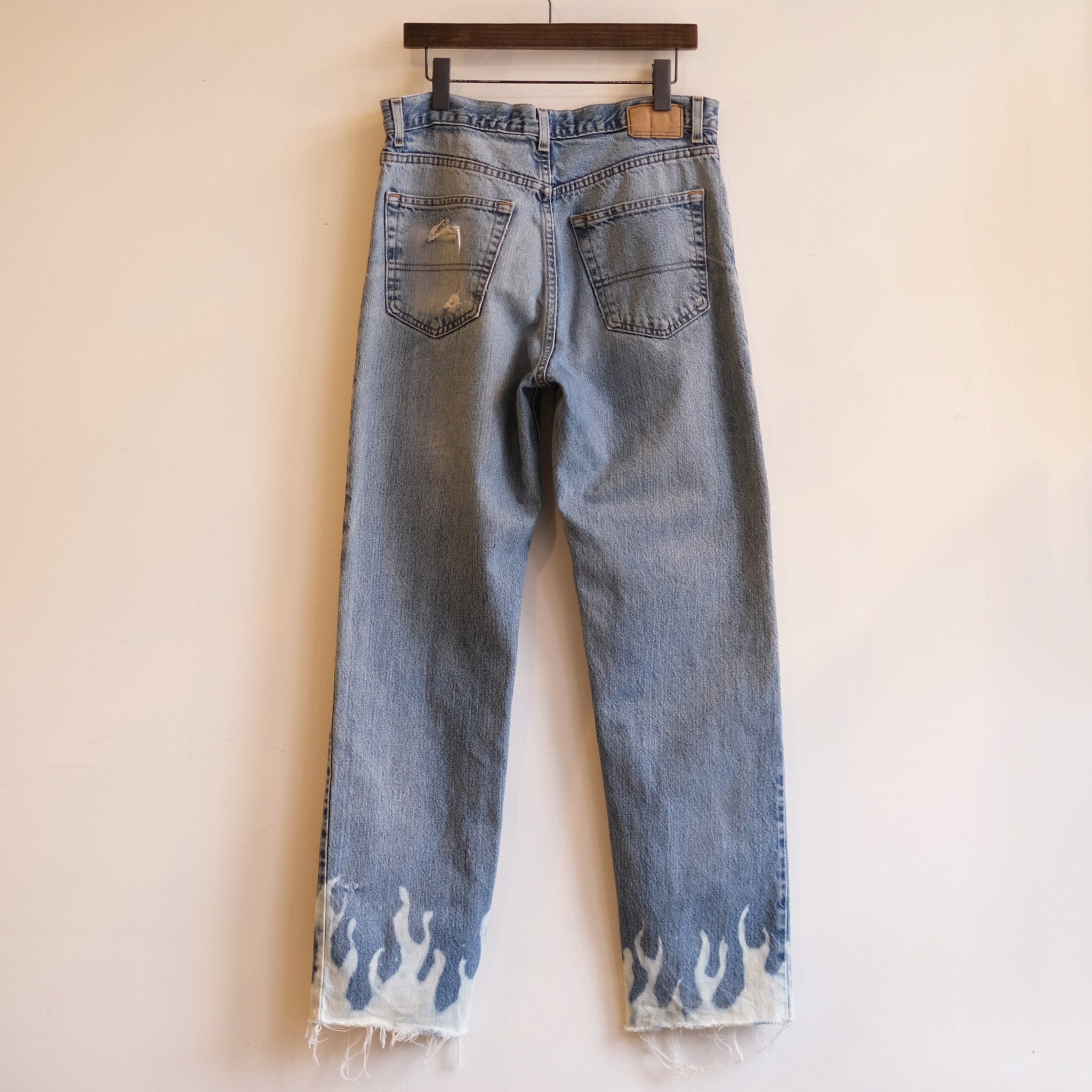 this is fire Distressed Jeans